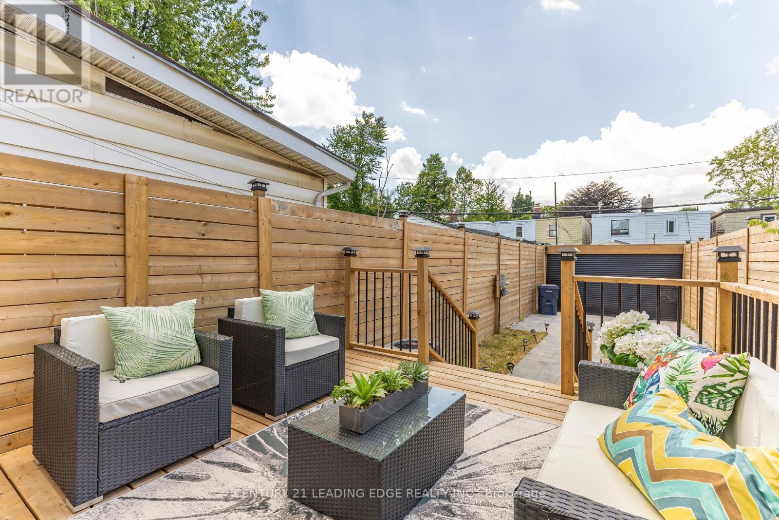 12 Marigold Avenue, Toronto, Ontario  M4M 3B2 - Photo 35 - E13495132