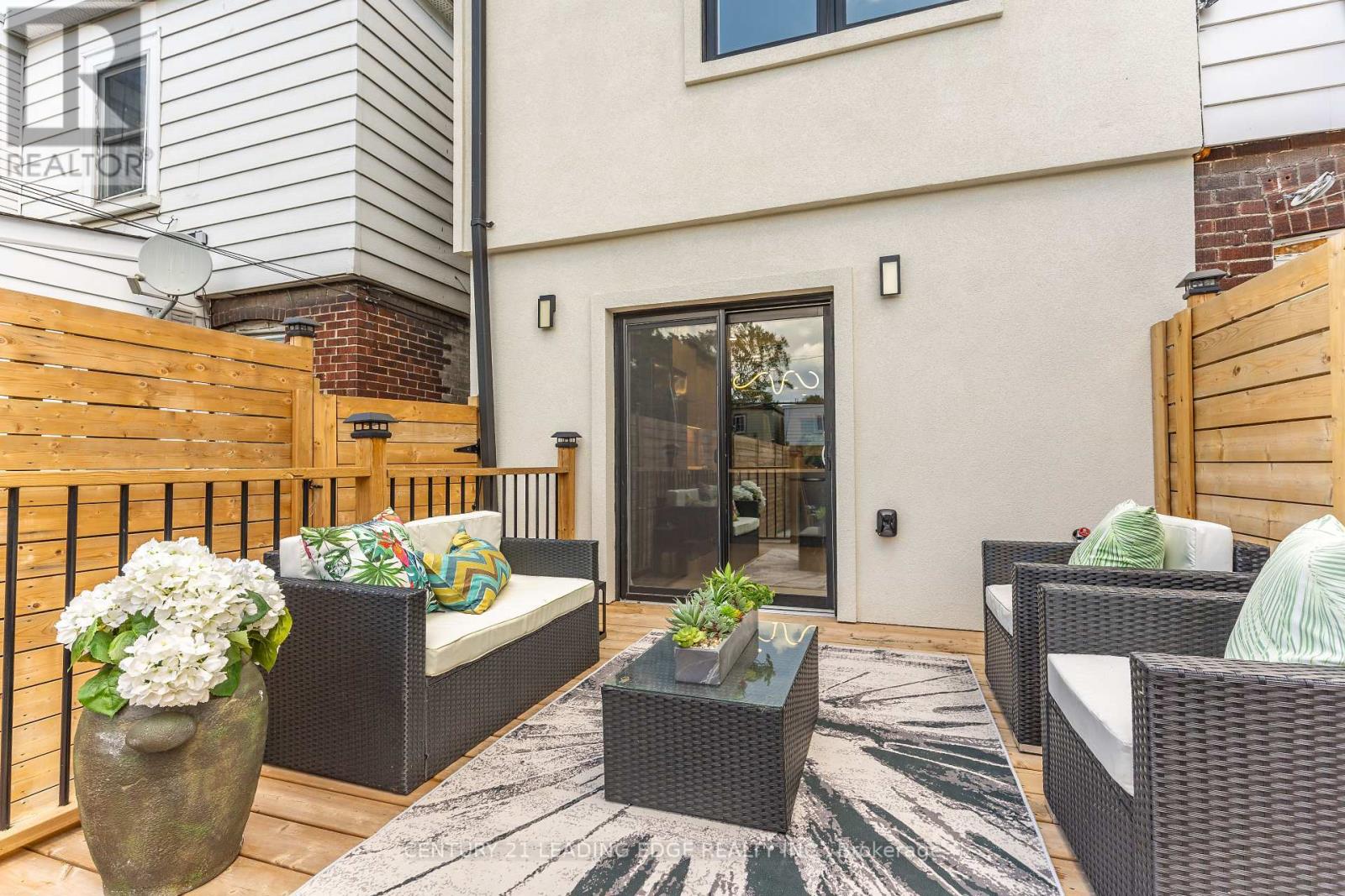 12 Marigold Avenue, Toronto, Ontario  M4M 3B2 - Photo 36 - E13495132