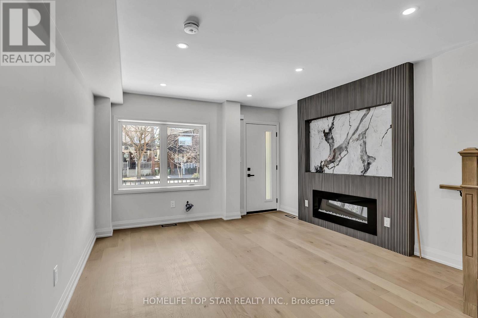 56 Mortimer Avenue, Toronto, Ontario  M4K 2A1 - Photo 16 - E13495152