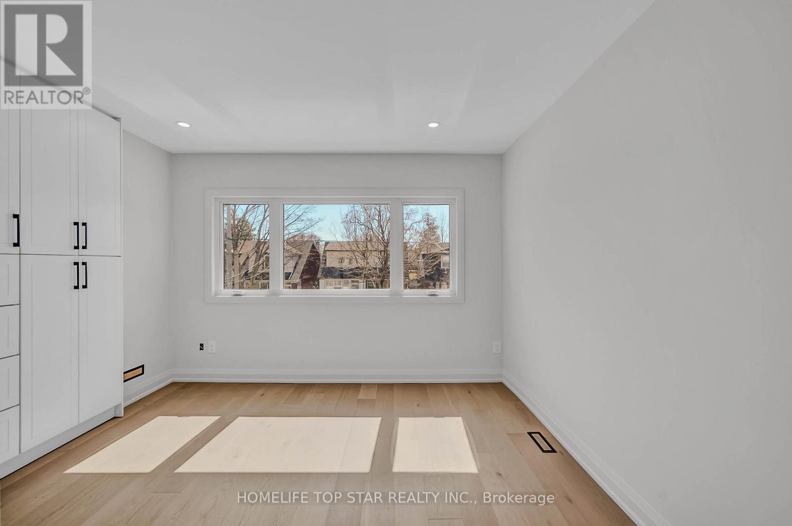 56 Mortimer Avenue, Toronto, Ontario  M4K 2A1 - Photo 20 - E13495152