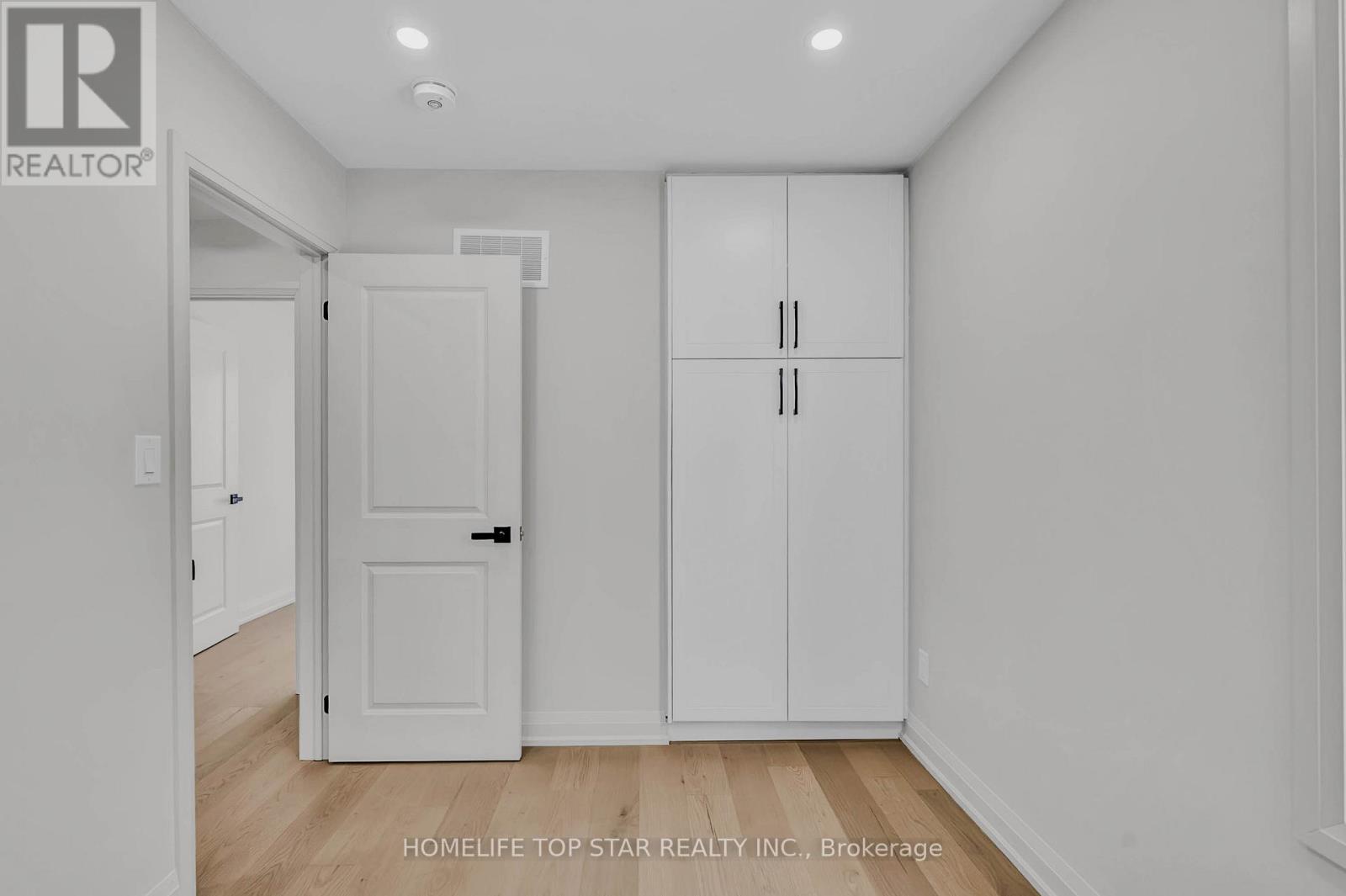 56 Mortimer Avenue, Toronto, Ontario  M4K 2A1 - Photo 27 - E13495152