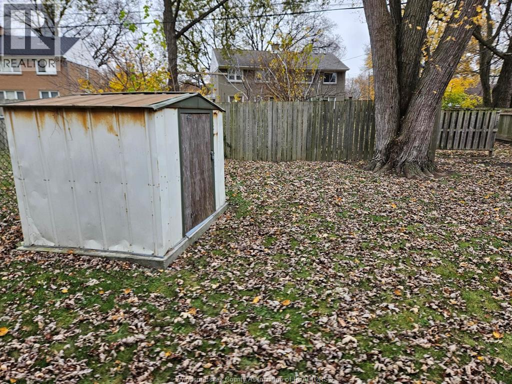 2163 College Avenue, Windsor, Ontario  N8B 1M6 - Photo 33 - 26015372