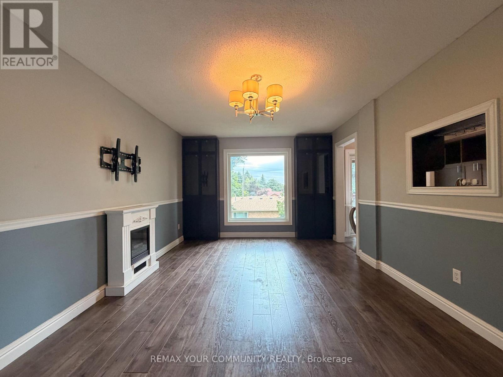 209 Yorkshire Drive, Newmarket, Ontario  L3Y 6K9 - Photo 10 - N13495178