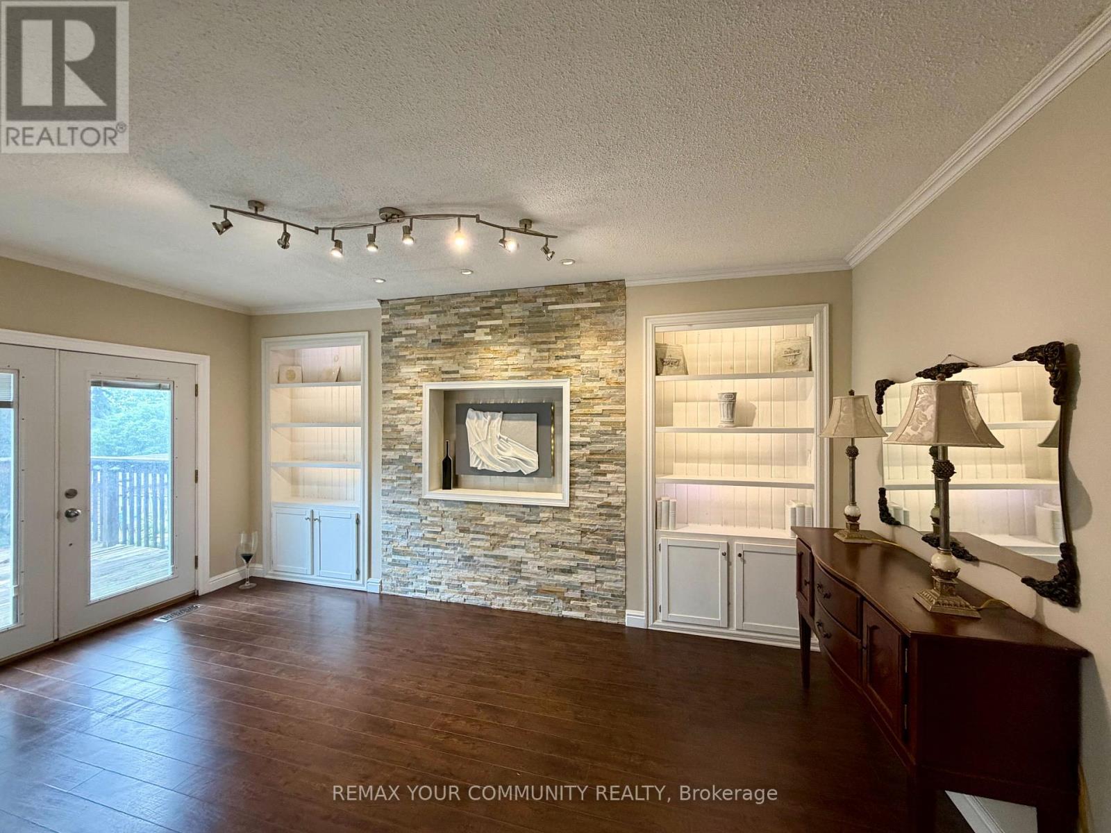 209 Yorkshire Drive, Newmarket, Ontario  L3Y 6K9 - Photo 13 - N13495178