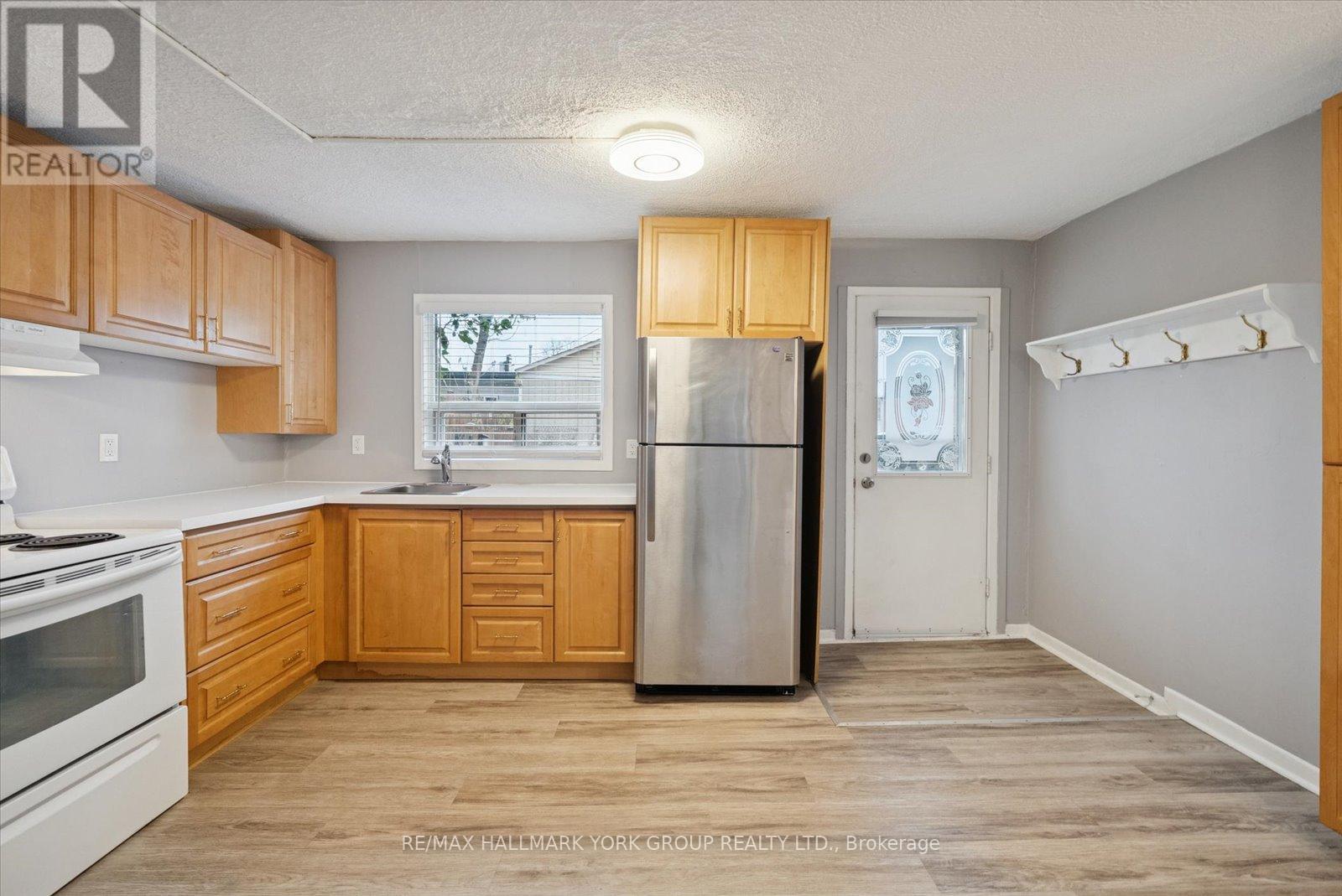 116a High Street, Georgina, Ontario  L0E 1R0 - Photo 4 - N13495188