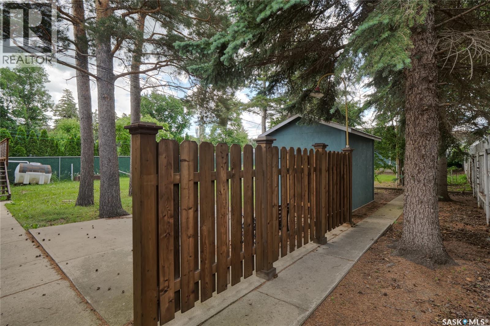 951 Grandview Street W, Moose Jaw, Saskatchewan  S6H 5M1 - Photo 32 - SK040765