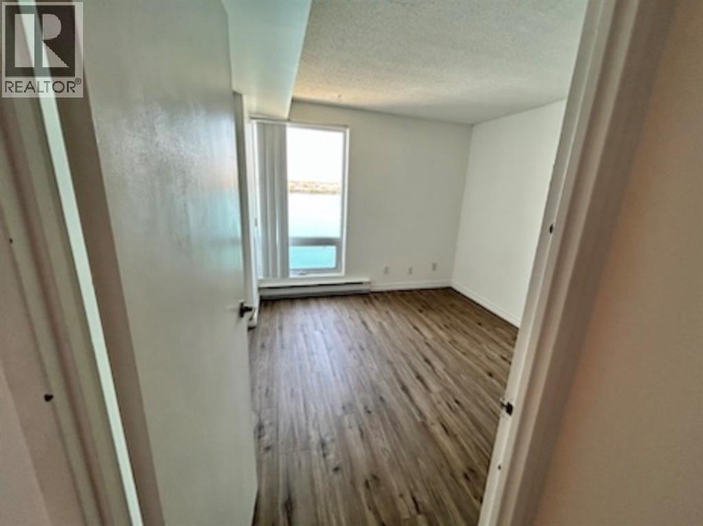 155 Front Street North Unit# 1004, Sarnia, Ontario  N7T 7V6 - Photo 6 - 26015094