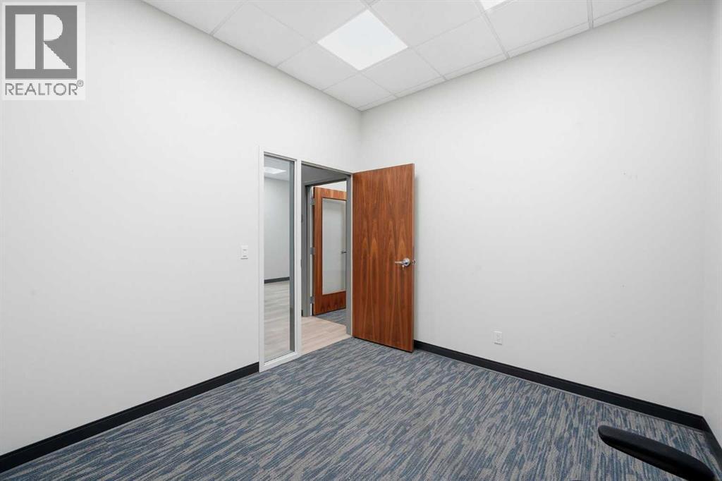 110,114, 10748 74 Street SE, Calgary, Alberta  T2C 5N6 - Photo 12 - A2283981