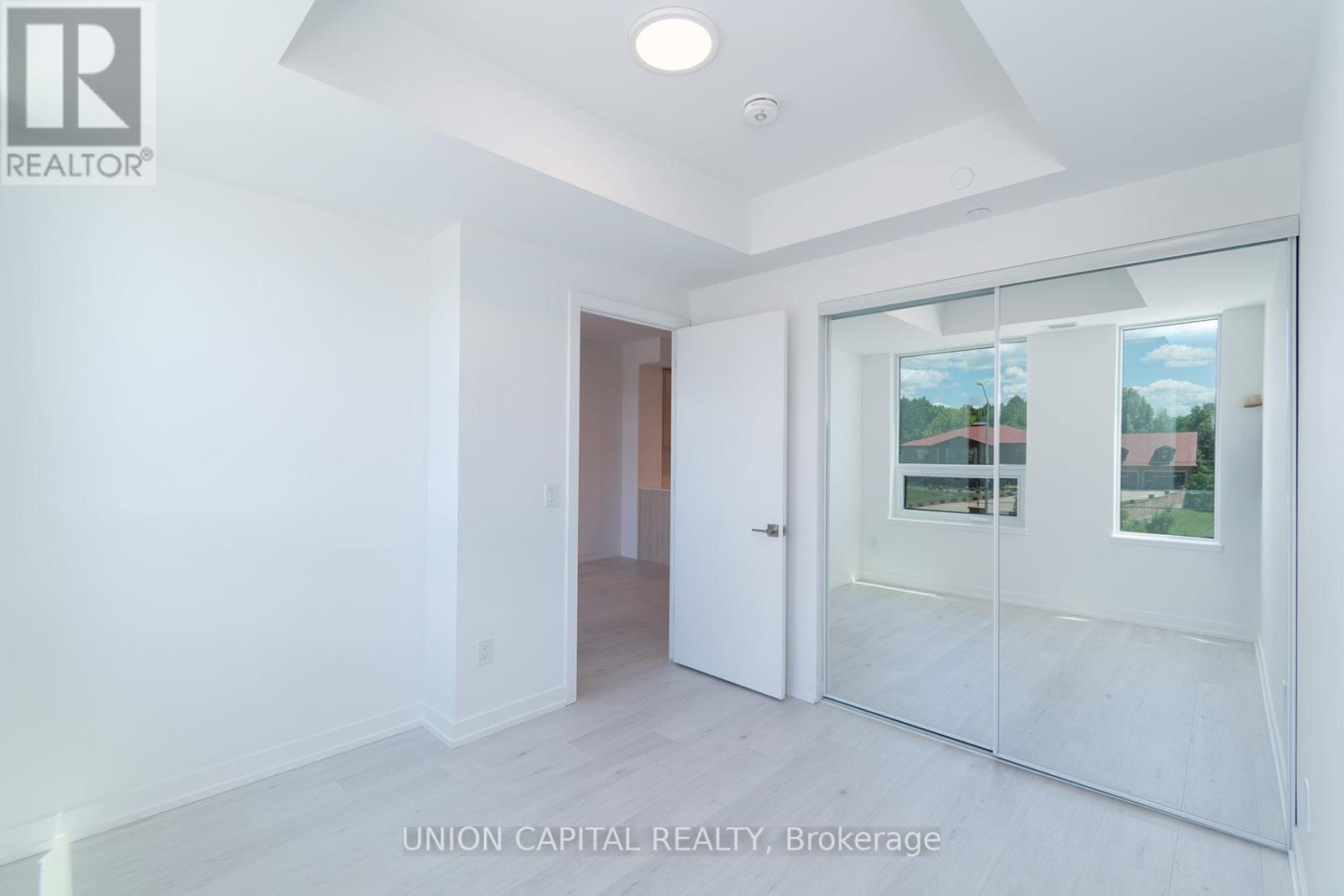 230 - 2501 Saw Whet Boulevard, Oakville (Ga Glen Abbey), Ontario  L6M 5N2 - Photo 10 - W13495108