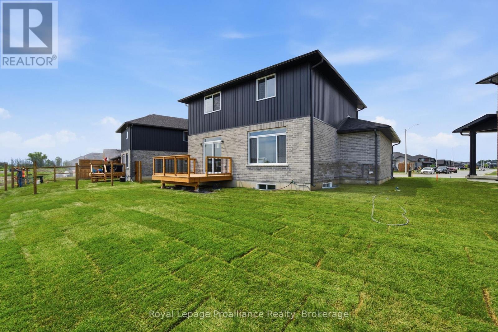 91 Raycroft Drive, Belleville, Ontario  K8N 0R5 - Photo 28 - X12714188