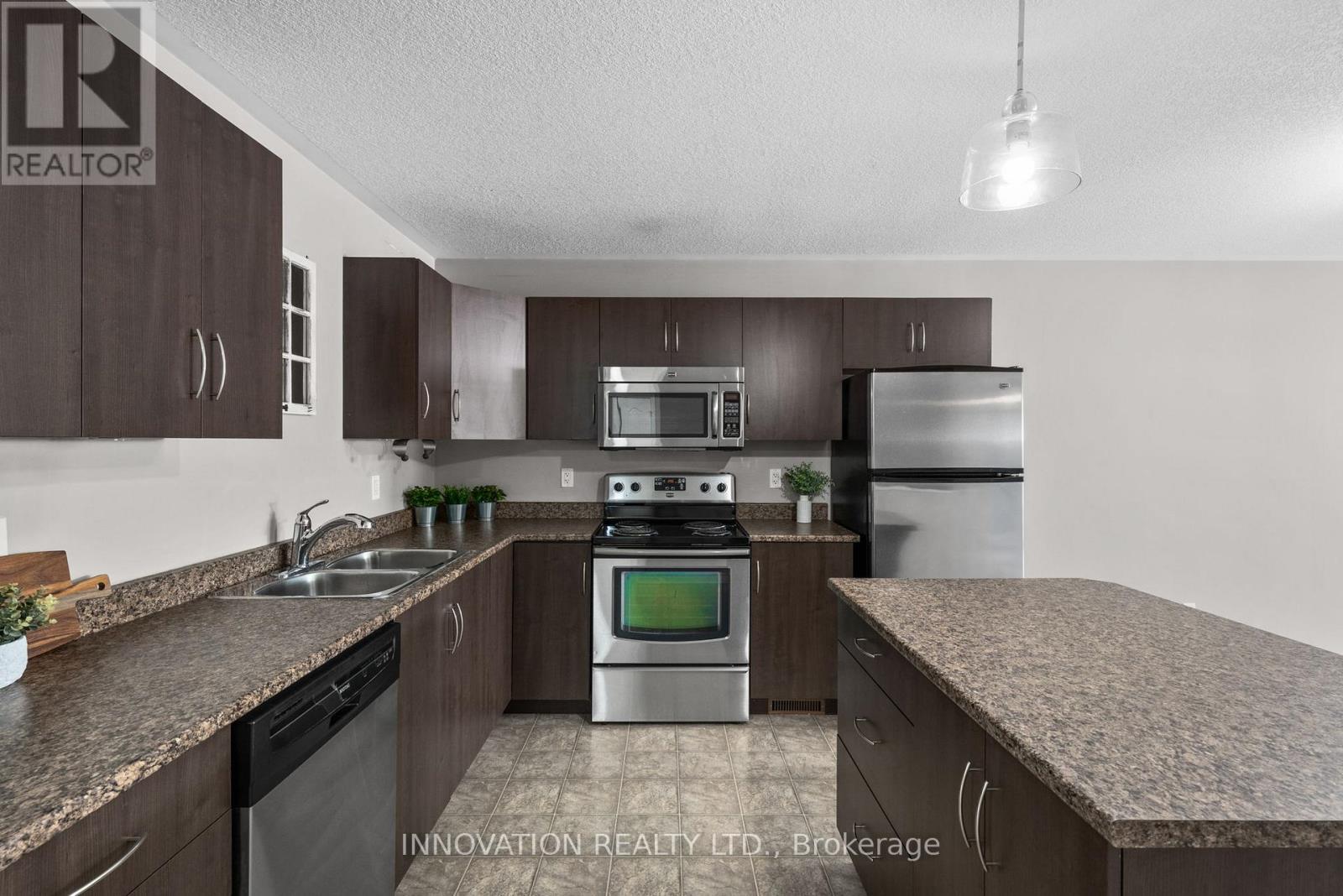 321 Finner Court, Mississippi Mills, Ontario  K0A 1A0 - Photo 3 - X13495180