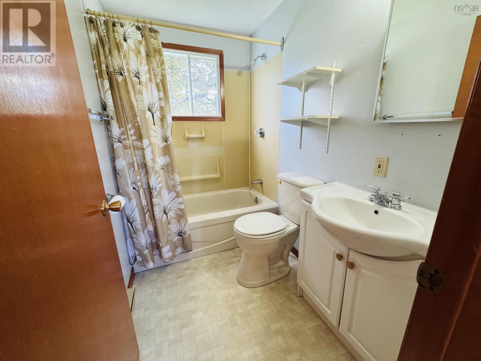 4 James Street, Parrsboro, Nova Scotia  B0M 1S0 - Photo 15 - 202615832