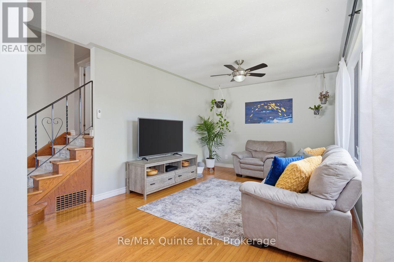 40 Mccann Street, Quinte West, Ontario  K8V 1W1 - Photo 3 - X13495268