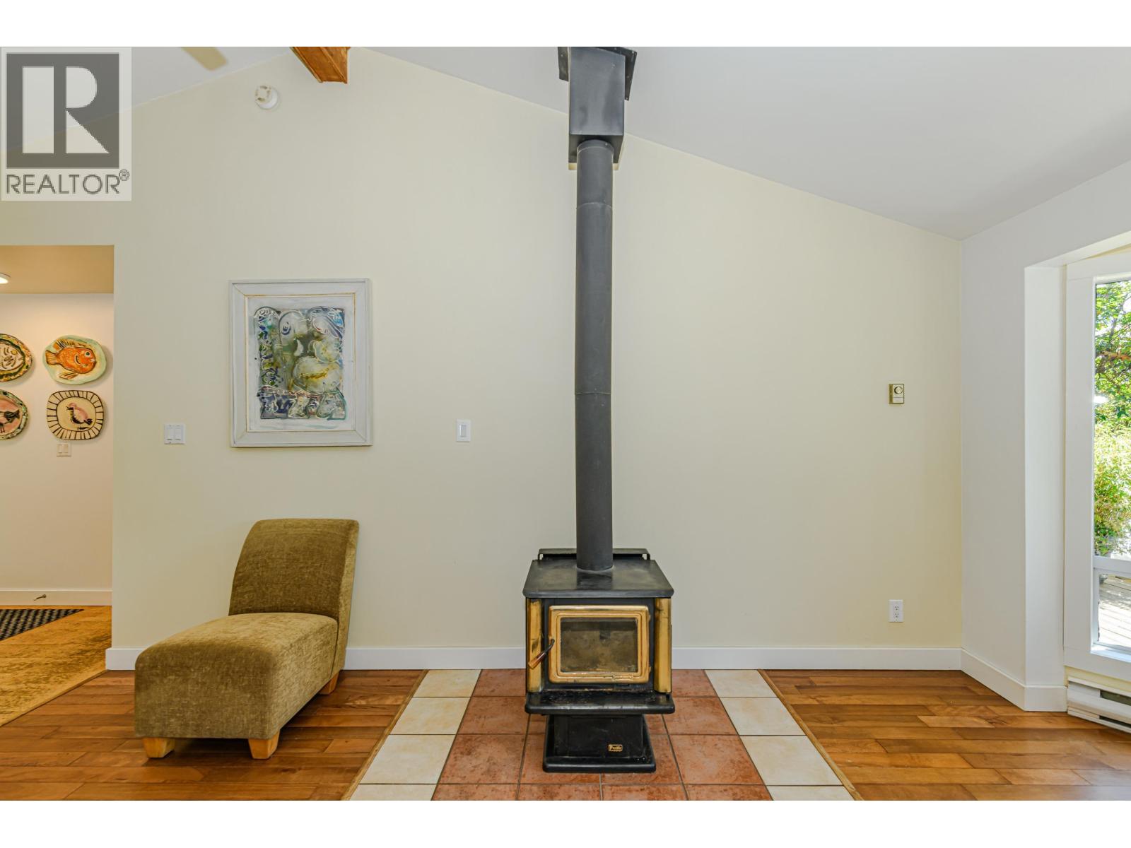351 Elizabeth Drive, Salt Spring Island, British Columbia  V8K 1J5 - Photo 14 - R3140313
