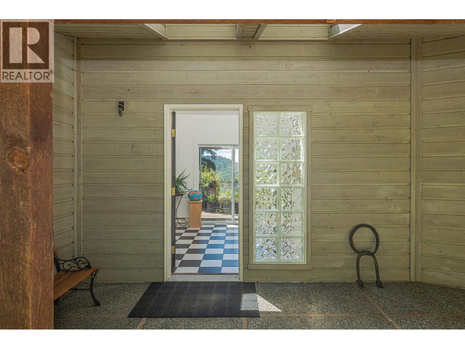 351 Elizabeth Drive, Salt Spring Island, British Columbia  V8K 1J5 - Photo 2 - R3140313