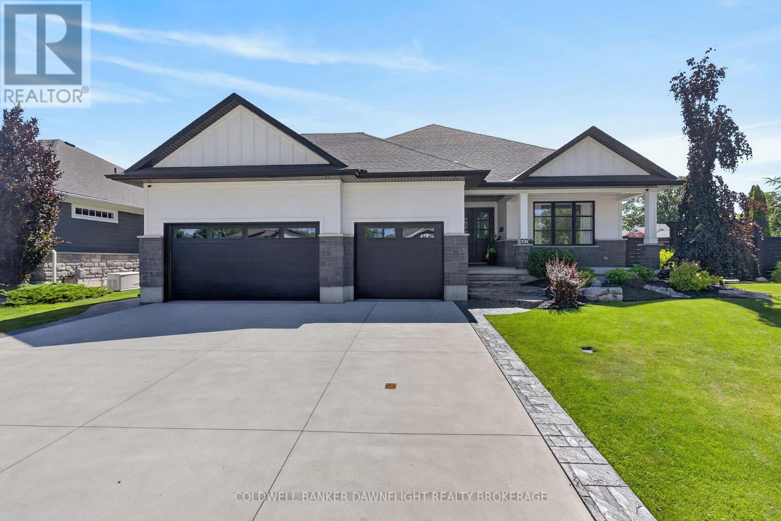 36 ERIN PLACE, Lambton Shores, Ontario