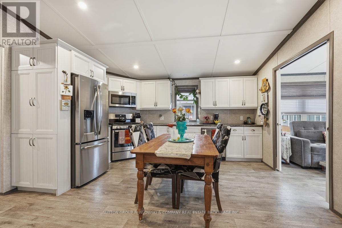 116 - 22790 Amiens Road, Middlesex Centre, Ontario  N0L 1R0 - Photo 11 - X13495364