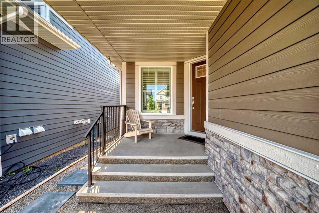 226 West Grove Point SW, Calgary, Alberta  T3H 1Y7 - Photo 2 - A2324601