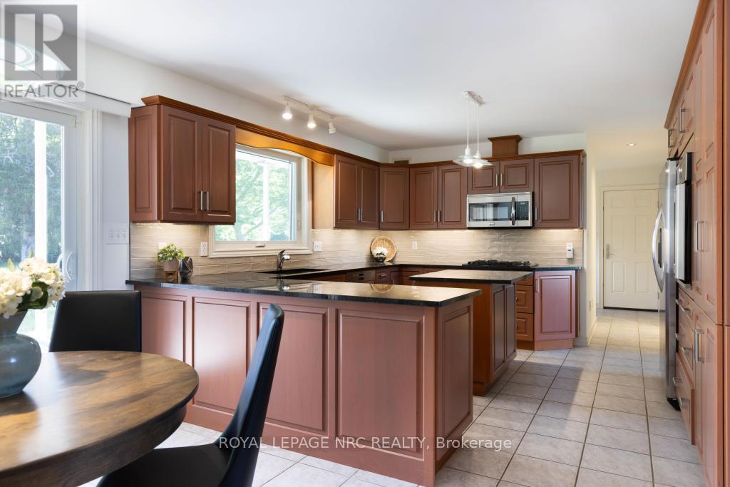 295 Sawmill Road, Pelham, Ontario  L2R 6P7 - Photo 13 - X13495326