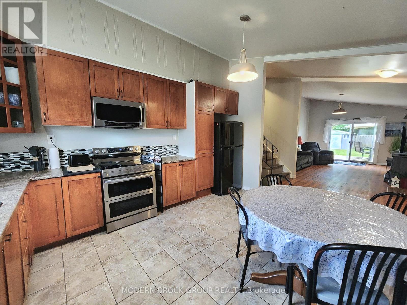 345 Pearl Street W, Brockville, Ontario  K6V 4E4 - Photo 12 - X13495444