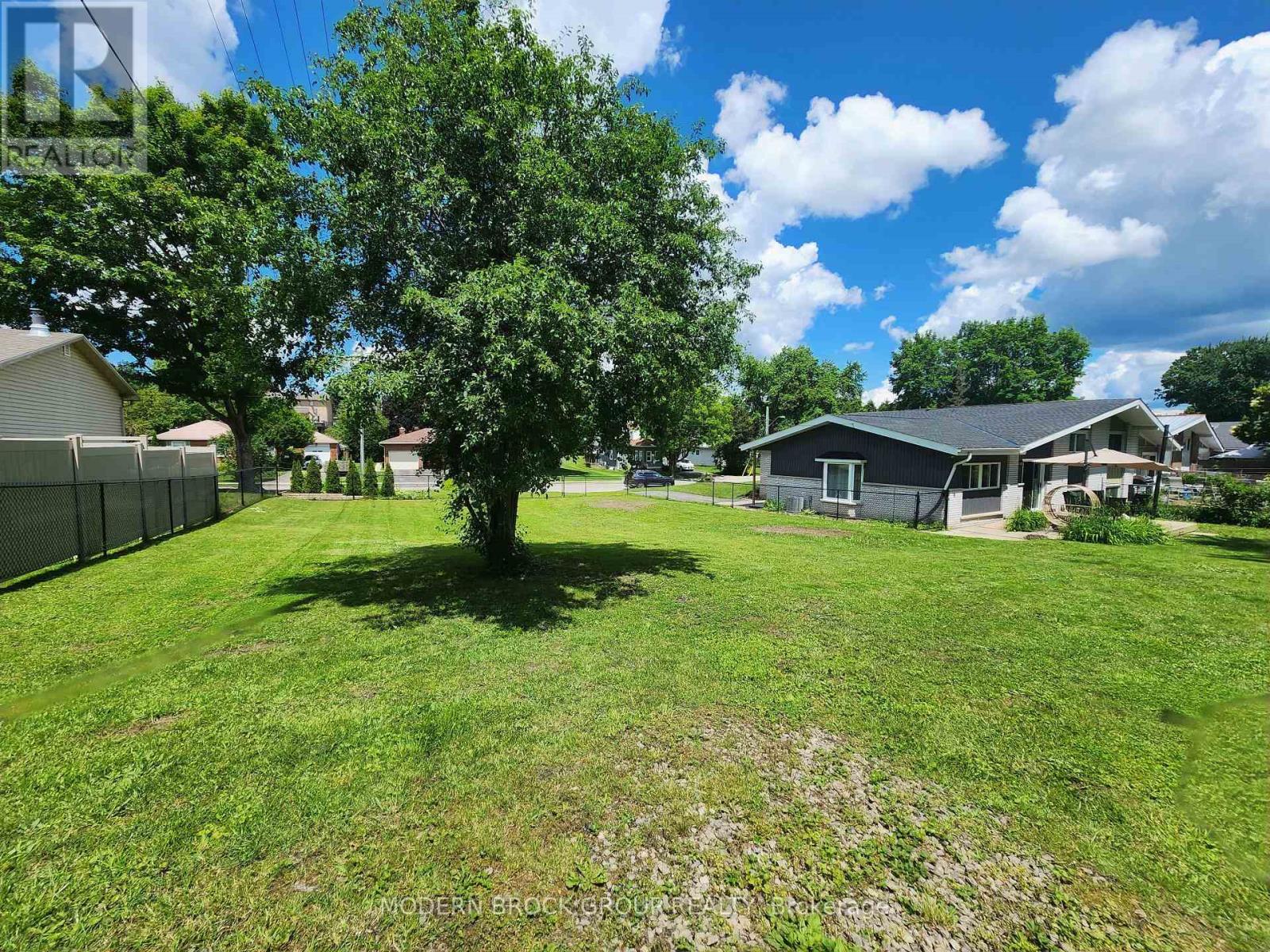 345 Pearl Street W, Brockville, Ontario  K6V 4E4 - Photo 5 - X13495444