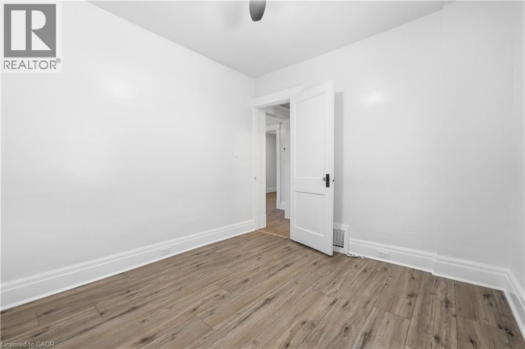 106 Carlton Street, St. Catharines, Ontario  L2R 1R3 - Photo 19 - 40842088