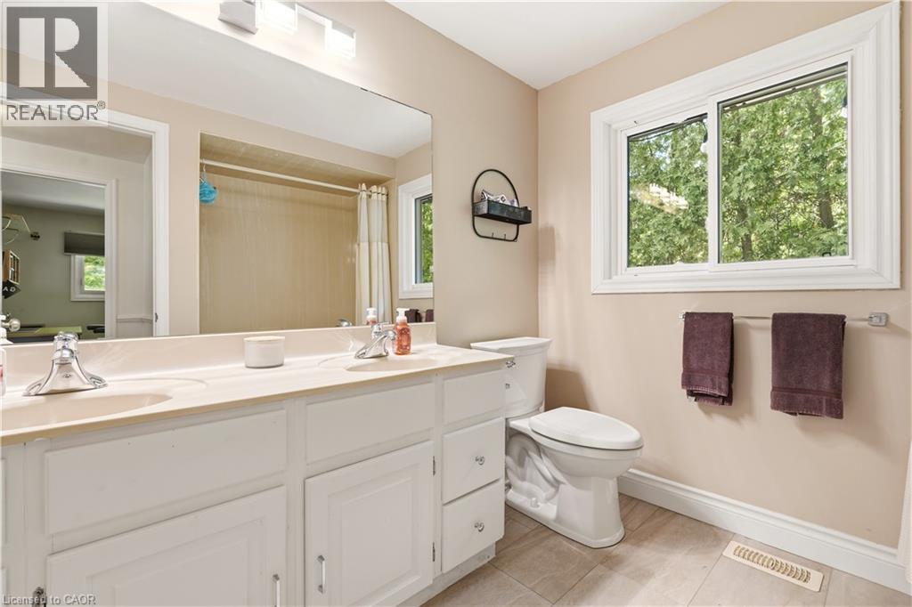 52 Parkside Avenue, Dundas, Ontario  L9H 2S7 - Photo 16 - 40837009
