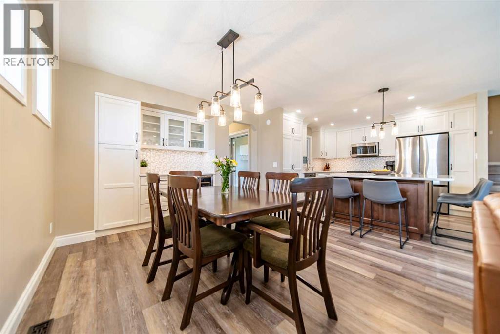 310 Silver Ridge Crescent Nw, Calgary, Alberta  T3B 3T5 - Photo 10 - A2323286