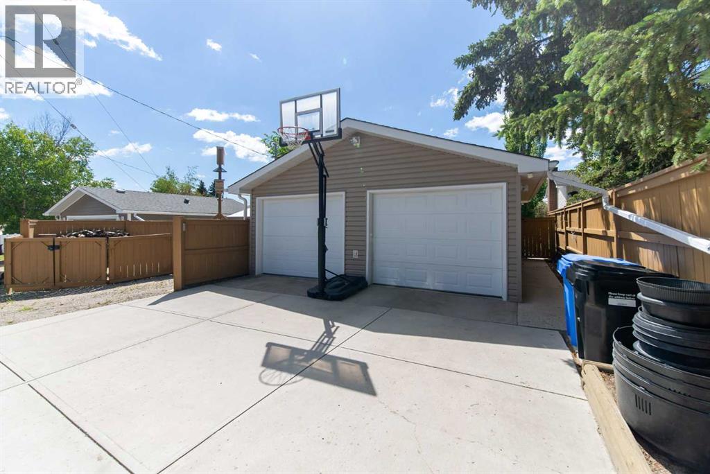 310 Silver Ridge Crescent Nw, Calgary, Alberta  T3B 3T5 - Photo 34 - A2323286