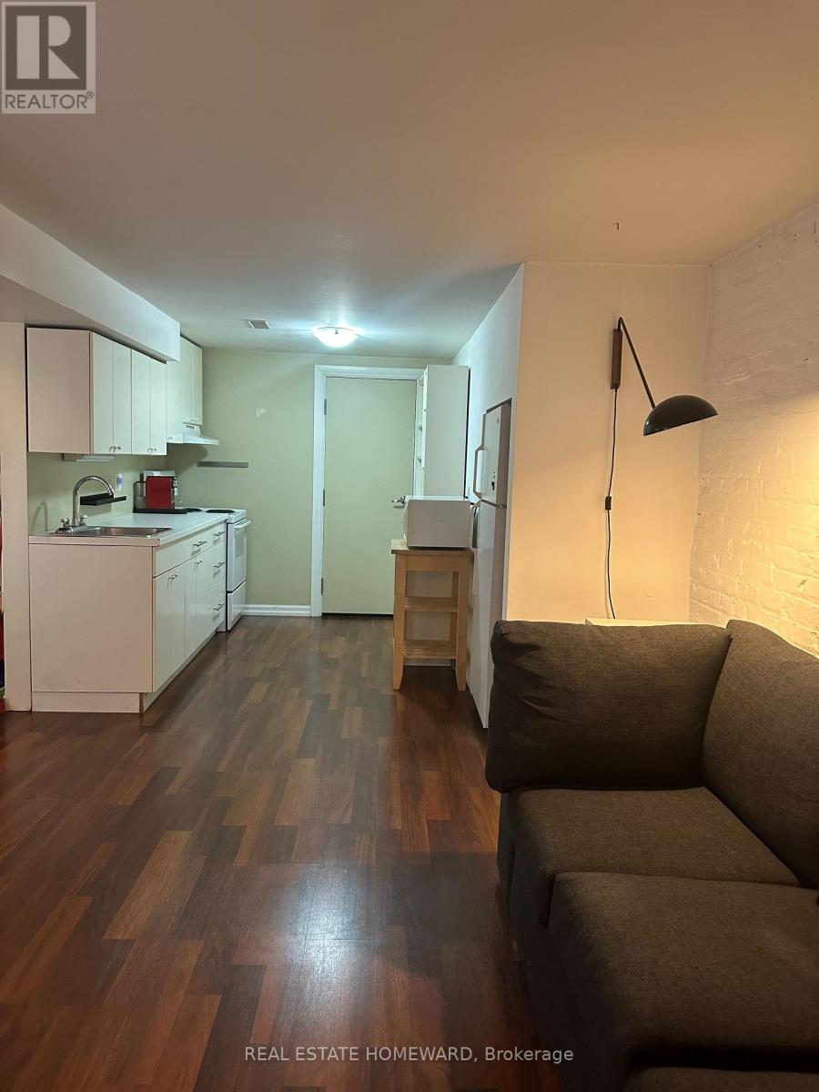 BASEMENT - 66 MACKENZIE CRESCENT, Toronto, Ontario