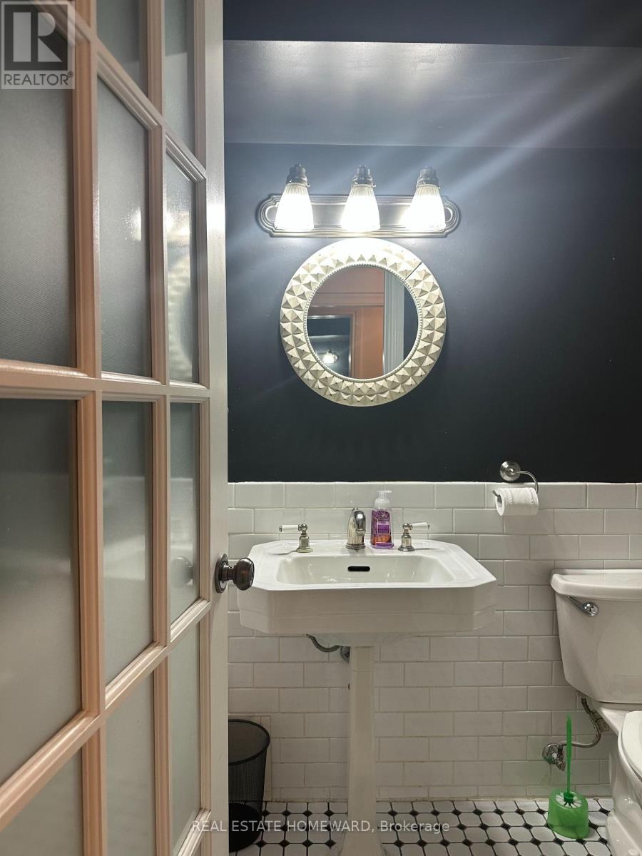 Basement - 66 Mackenzie Crescent, Toronto, Ontario  M6J 1T1 - Photo 11 - C13495208