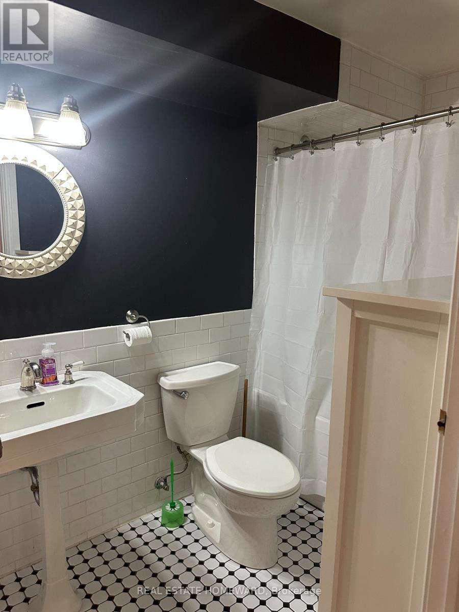 Basement - 66 Mackenzie Crescent, Toronto, Ontario  M6J 1T1 - Photo 14 - C13495208