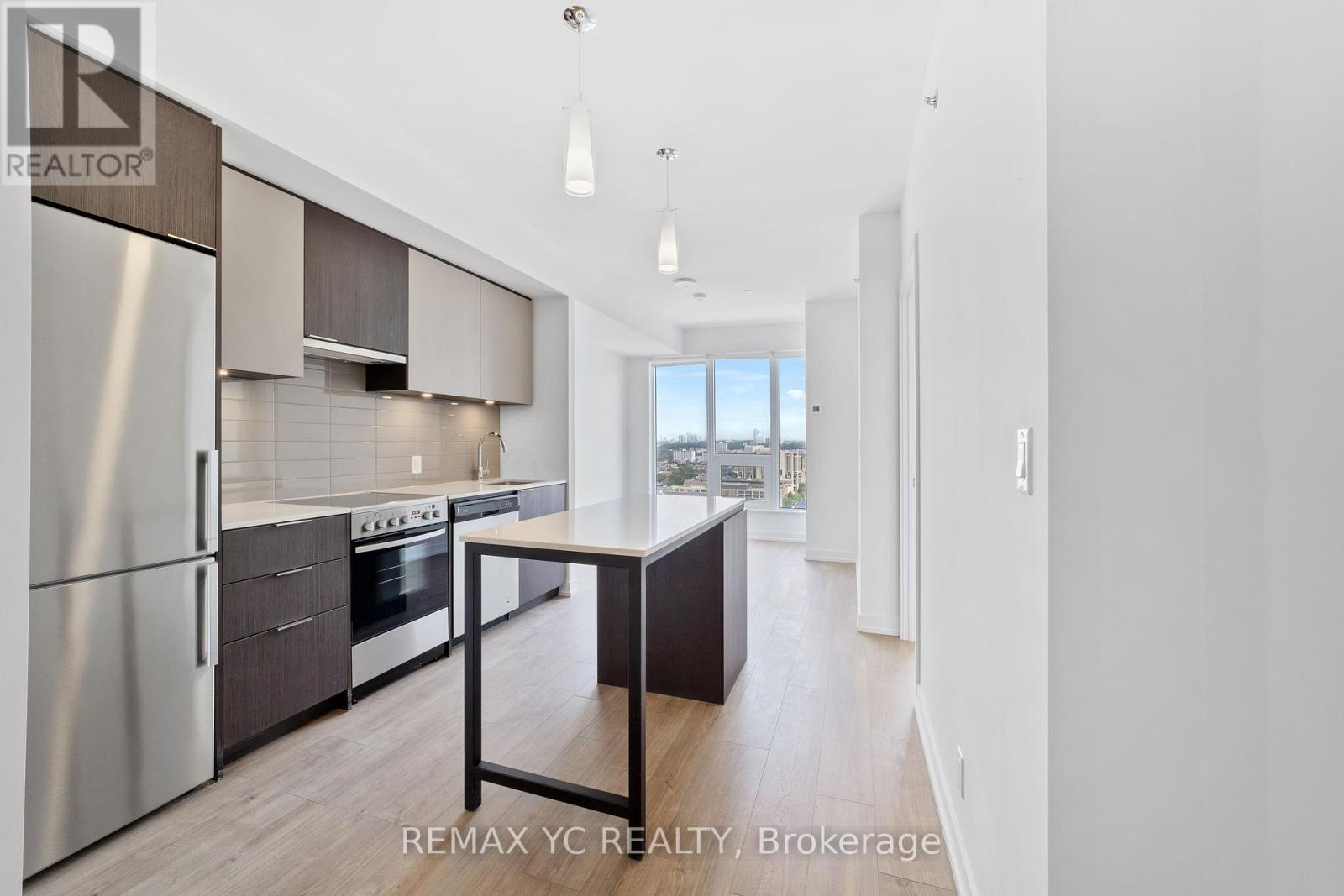 2605 - 203 COLLEGE STREET, Toronto, Ontario