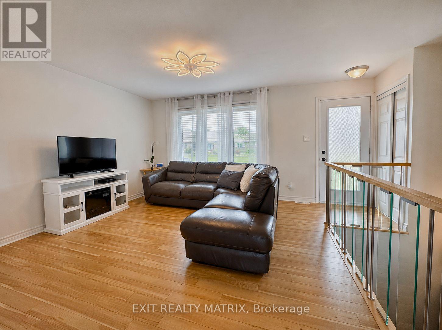 827 Edmond Street, Hawkesbury, Ontario  K6A 3C6 - Photo 6 - X13495322