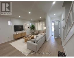 926 GREENWOOD AVENUE, Toronto, Ontario