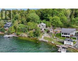 1048 LARK LANE, Frontenac, Ontario
