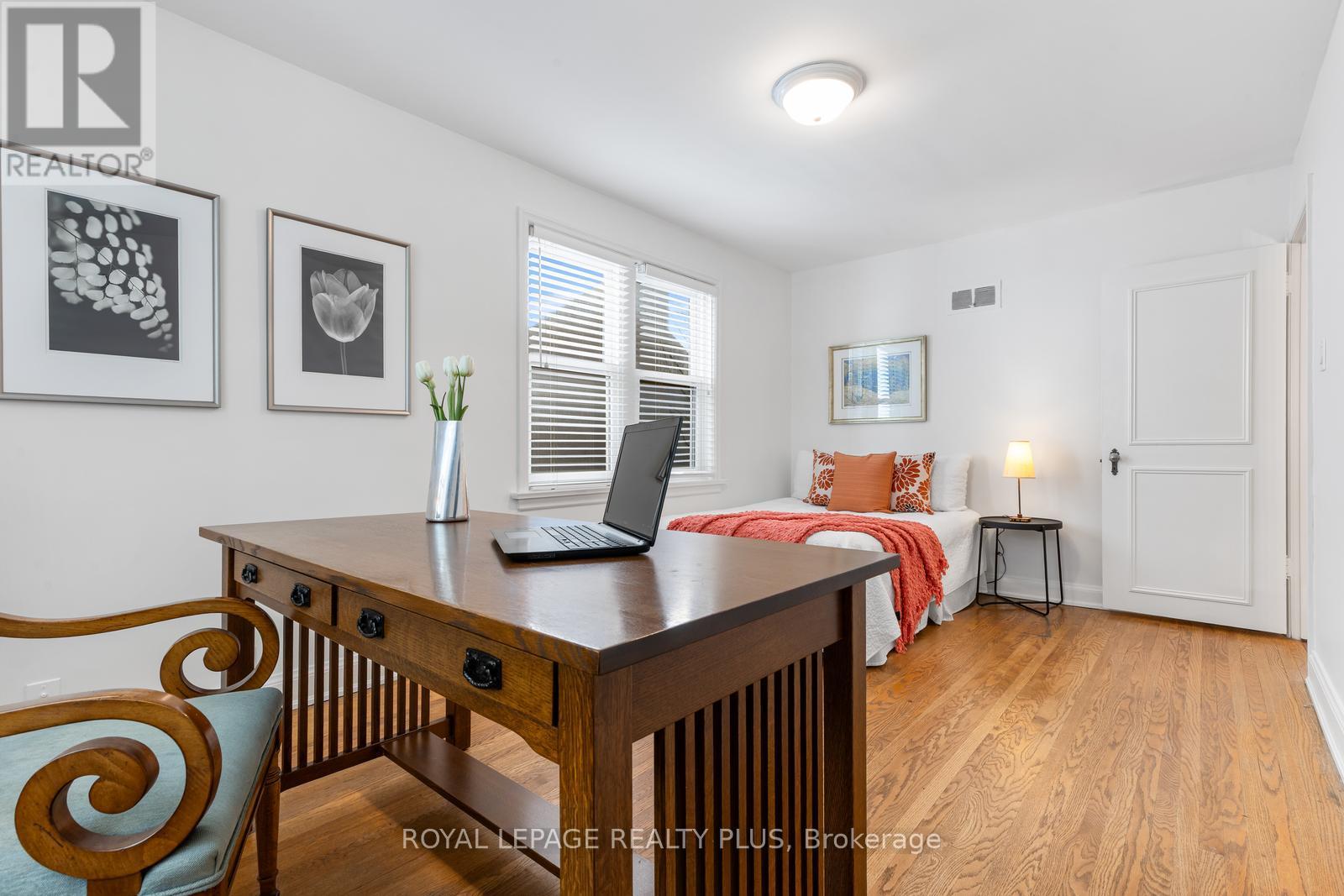 42 Edgemore Drive, Toronto, Ontario  M8Y 2N3 - Photo 31 - W13488628