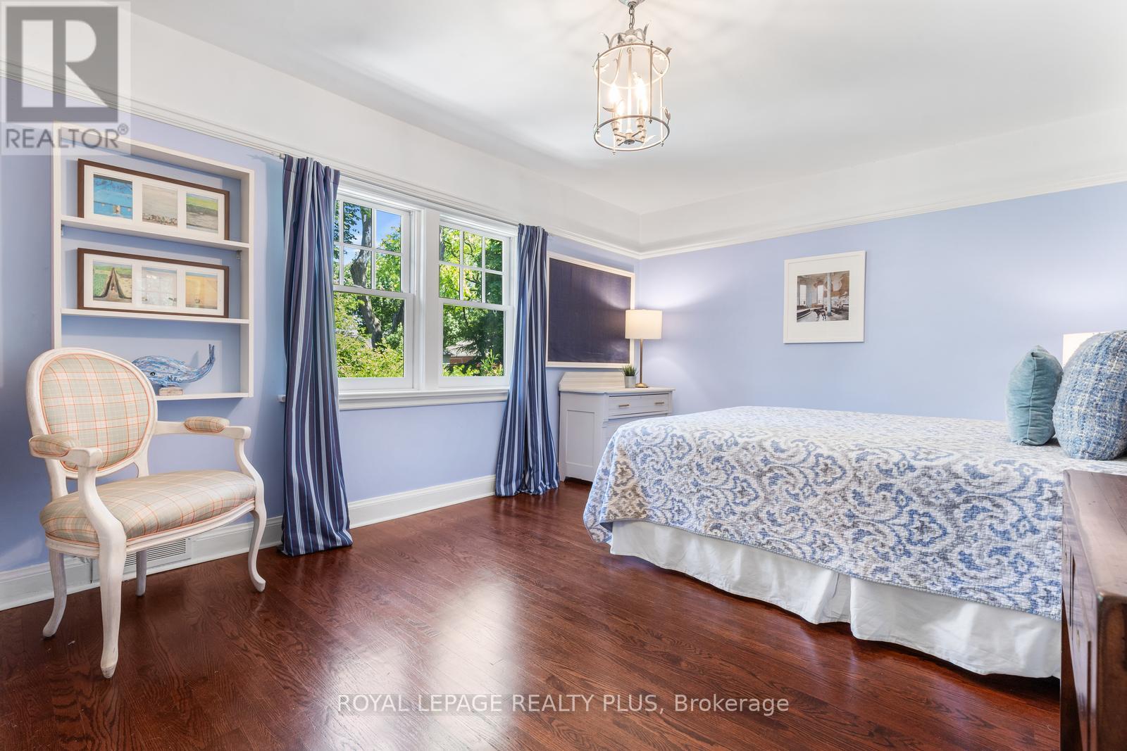 42 Edgemore Drive, Toronto, Ontario  M8Y 2N3 - Photo 27 - W13488628