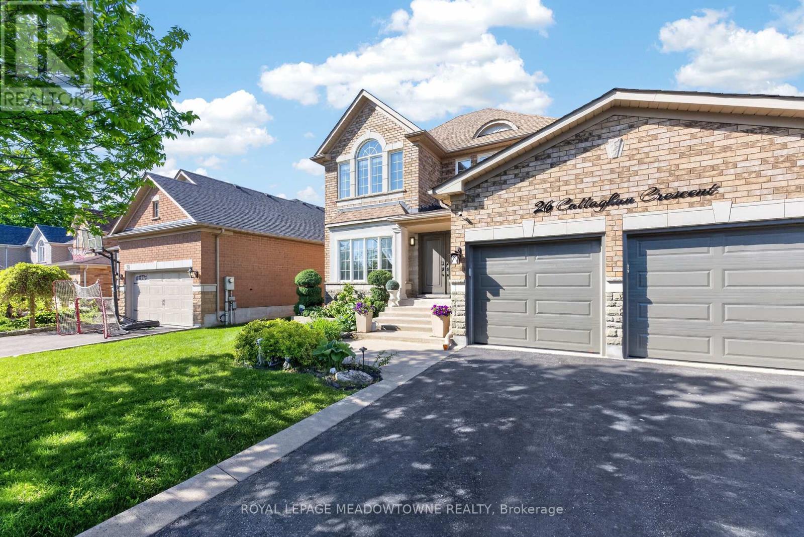 26 Callaghan Crescent, Halton Hills, Ontario  L7G 6A6 - Photo 4 - W13495374