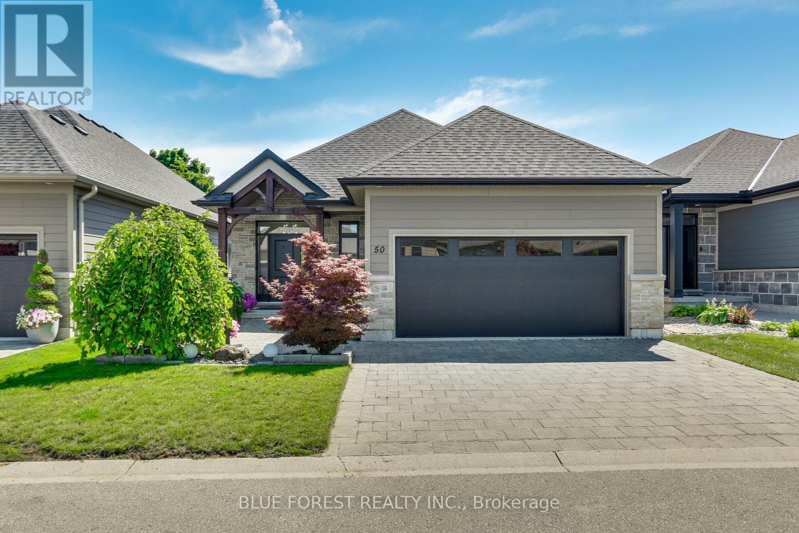$735,00050 - 4700 Hamilton Road, Thames Centre, Ontario