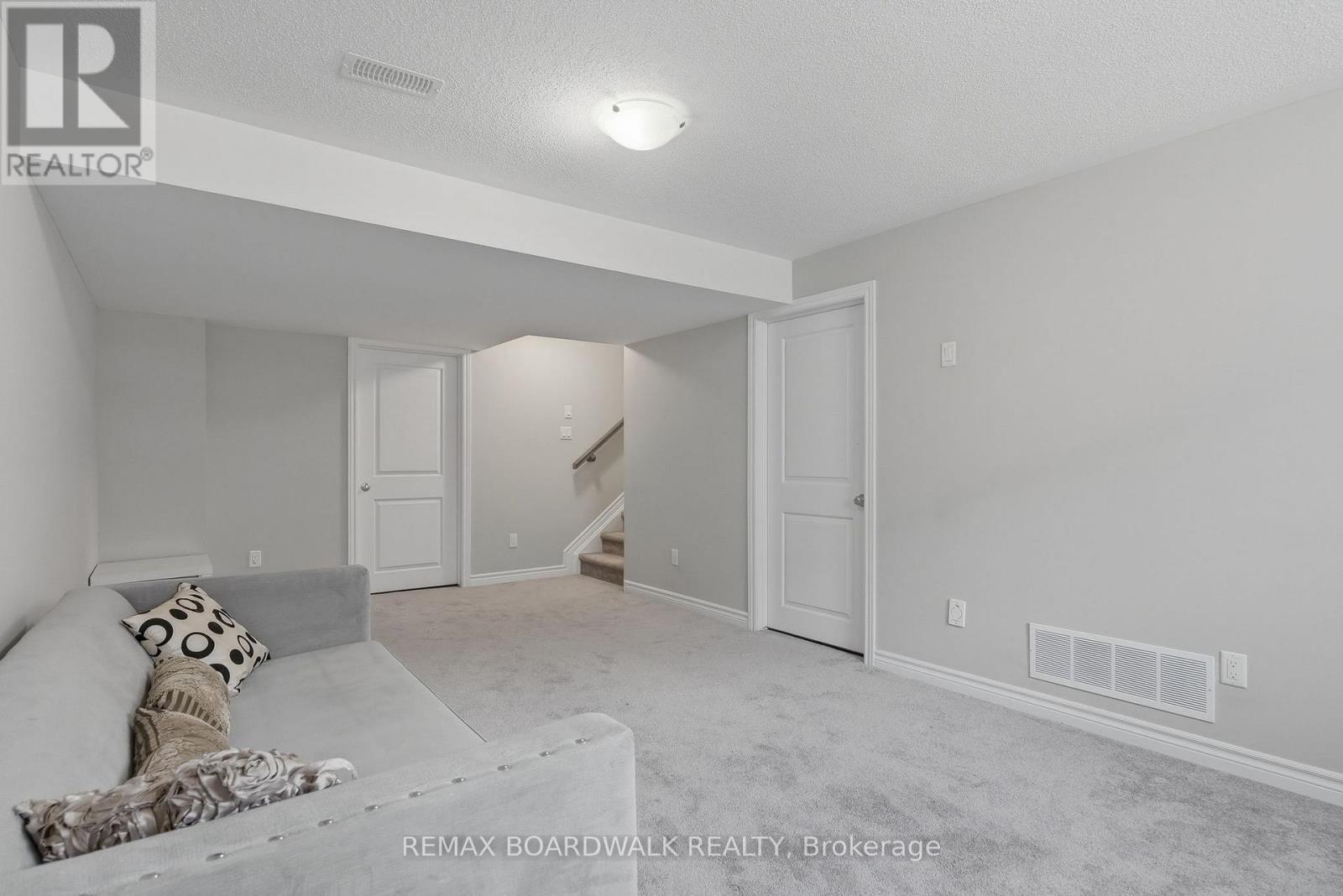 695 Jerome Jodoin Drive, Ottawa, Ontario  K4A 1G8 - Photo 35 - X13495492
