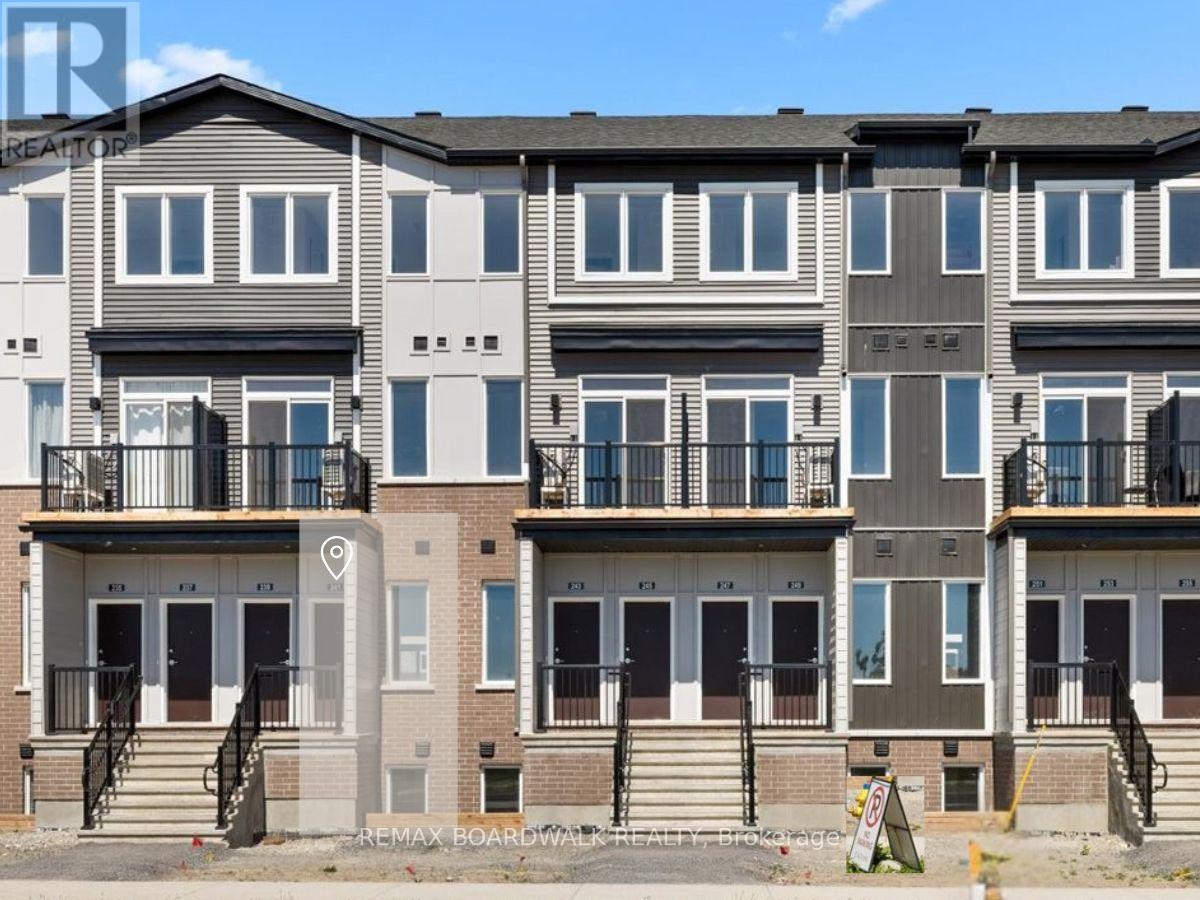 241 LAMARCHE AVENUE, Ottawa, Ontario