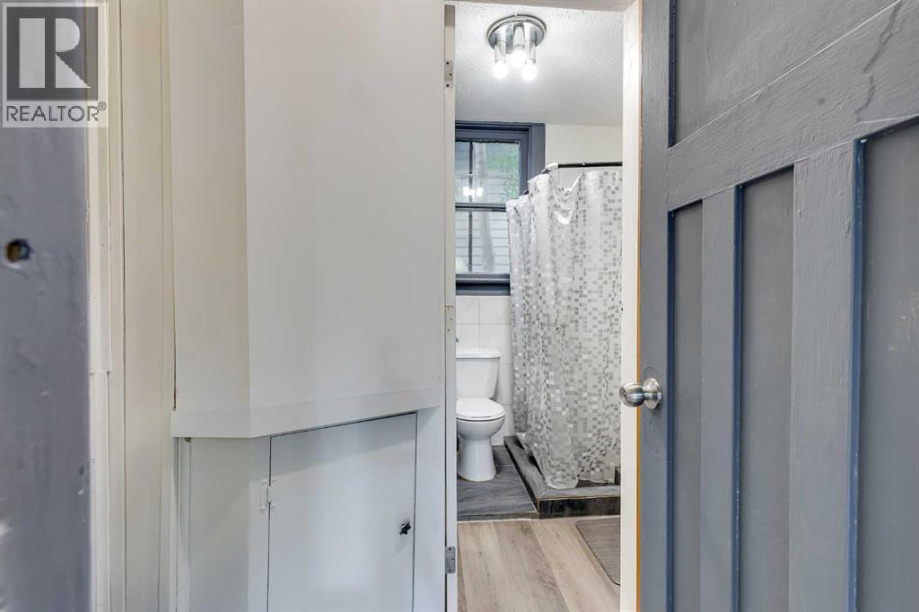 2906 17 Street Sw, Calgary, Alberta  T2T 4N5 - Photo 11 - A2318523