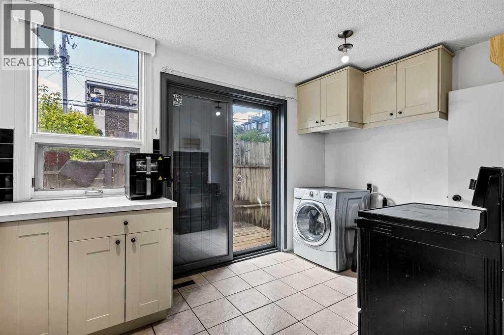 2906 17 Street Sw, Calgary, Alberta  T2T 4N5 - Photo 17 - A2318523