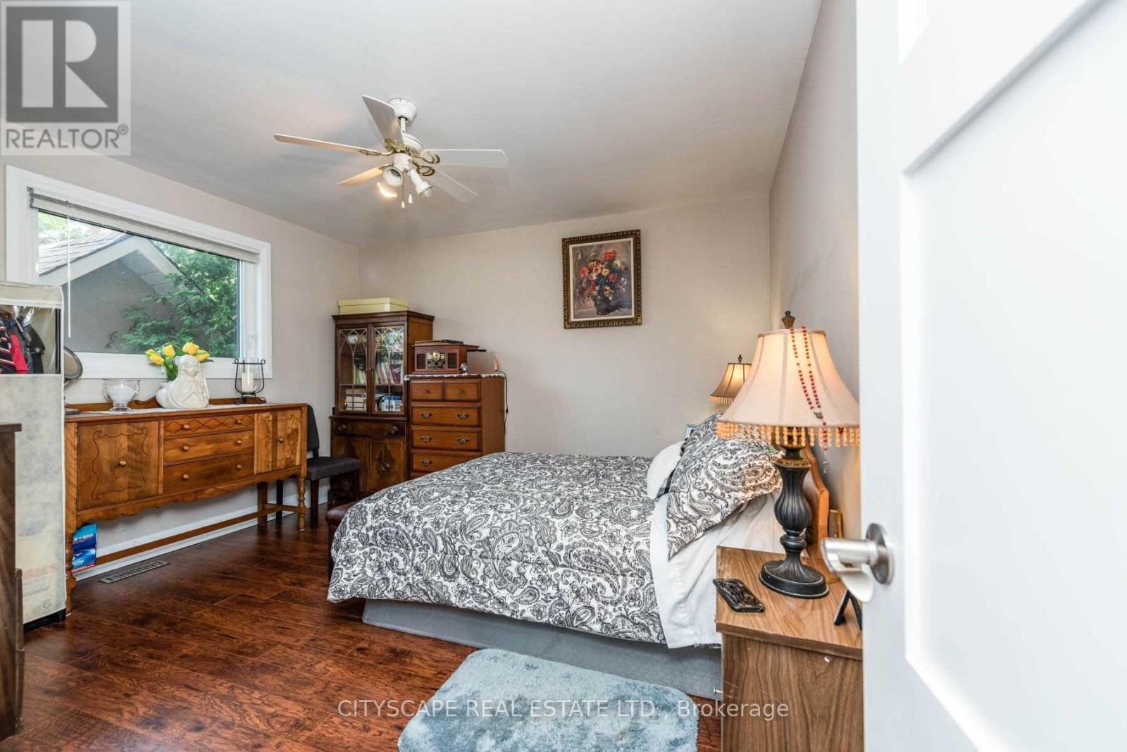 Upper - 2724 Lakeshore Boulevard W, Toronto, Ontario  M8V 1G8 - Photo 27 - W13491514