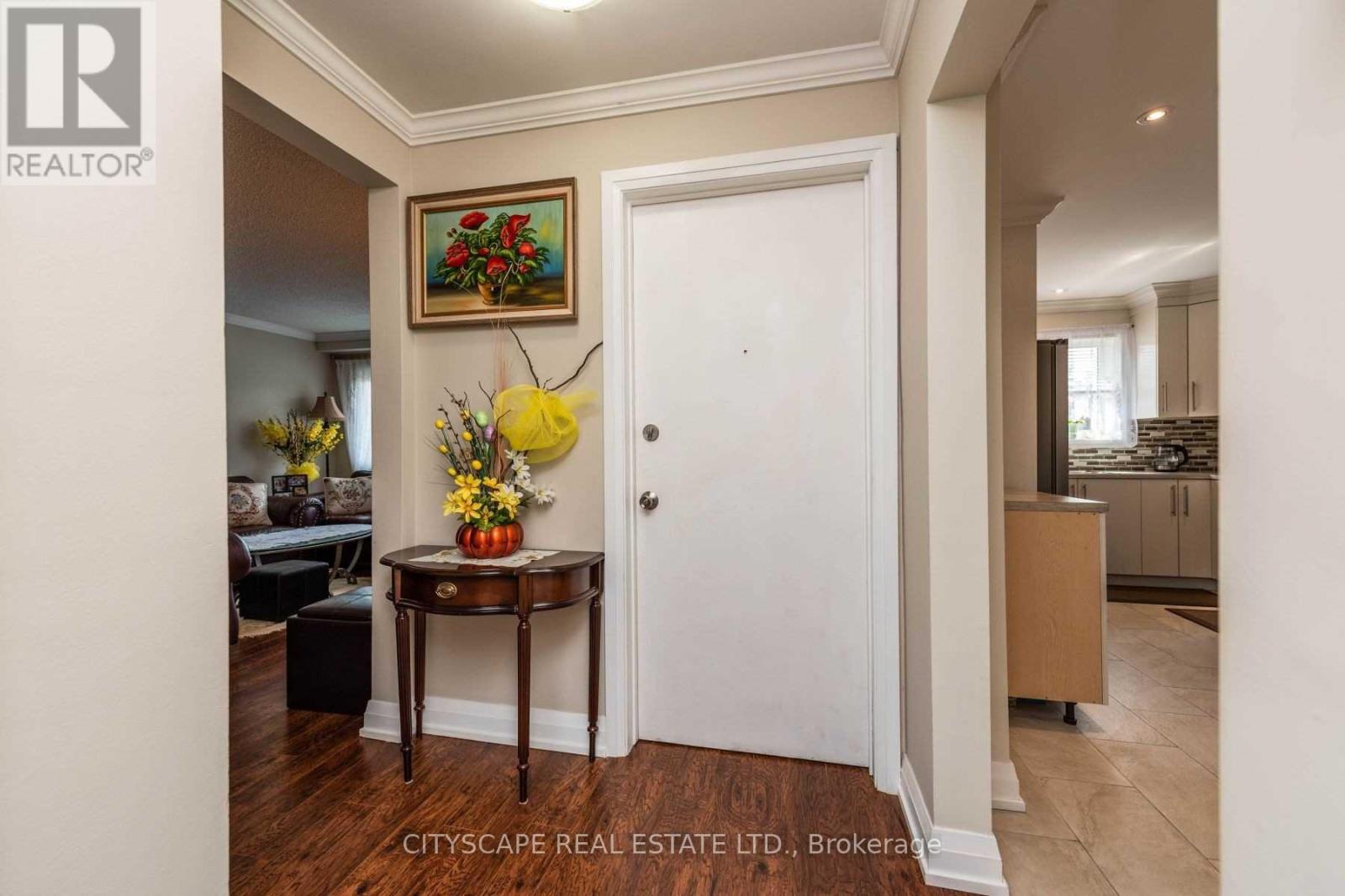 Upper - 2724 Lakeshore Boulevard W, Toronto, Ontario  M8V 1G8 - Photo 12 - W13491514