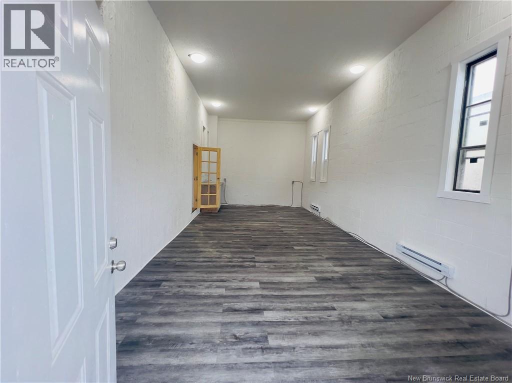 341 Douglas Avenue, Saint John, New Brunswick  E2K 1E9 - Photo 3 - NB129027