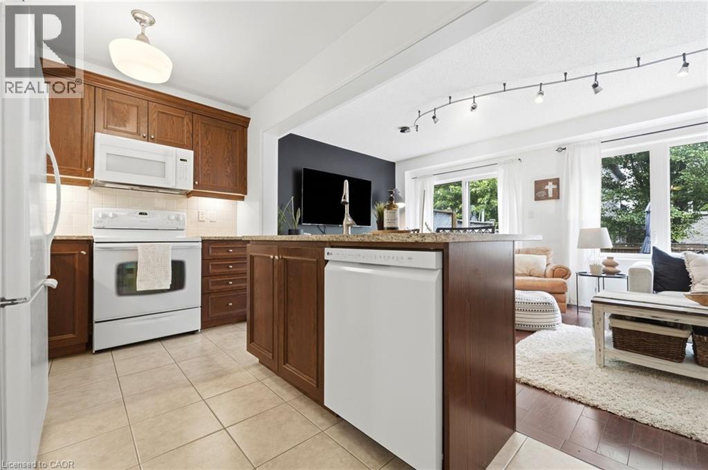 222 Fall Fair Way Unit# 2, Binbrook, Ontario  L0R 1C0 - Photo 16 - 40839408