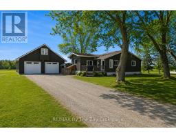 2533 FLOS 3 ROAD W, Springwater, Ontario