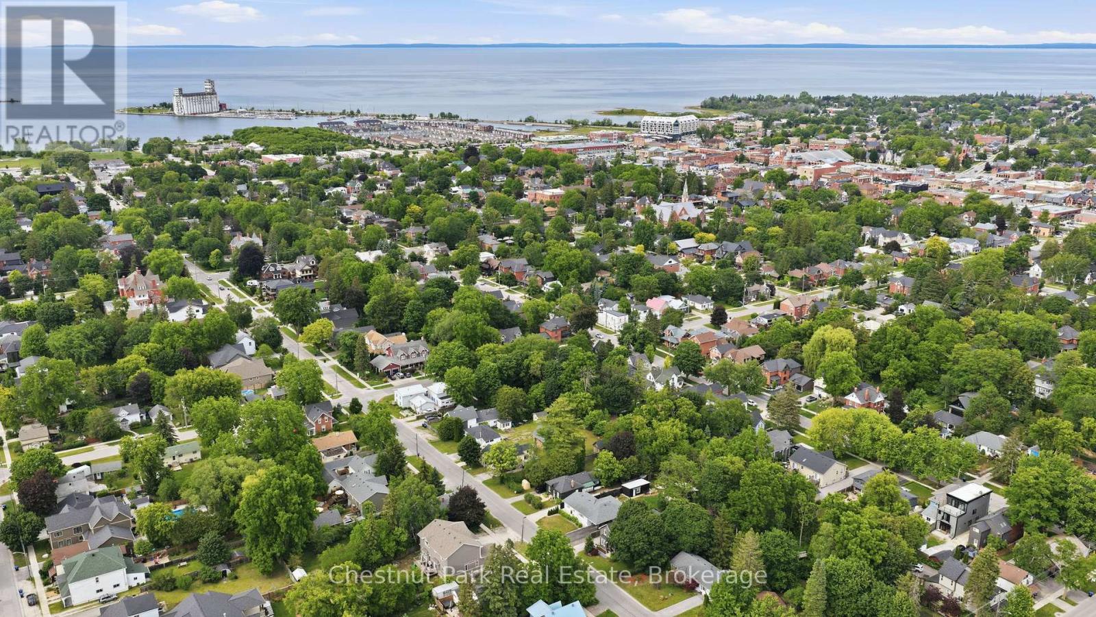 331 Oak Street, Collingwood, Ontario  L9Y 2Y4 - Photo 47 - S13495560